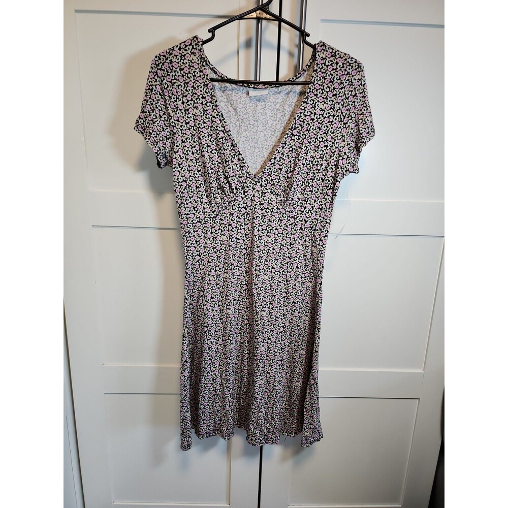 Abound V-Neck Short Sleeve Skater Dress Size Small